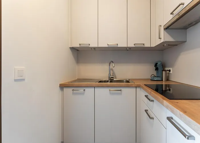 In Near Belgium Pier Daire